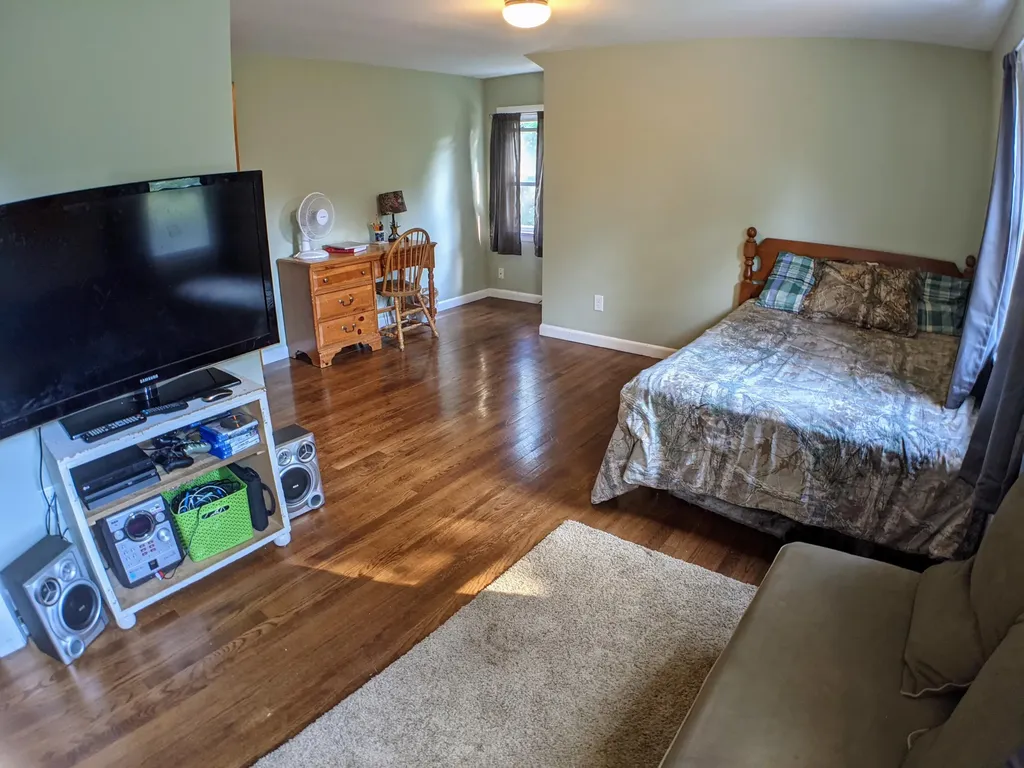 6 Cedarwood Street Orono ME 04473