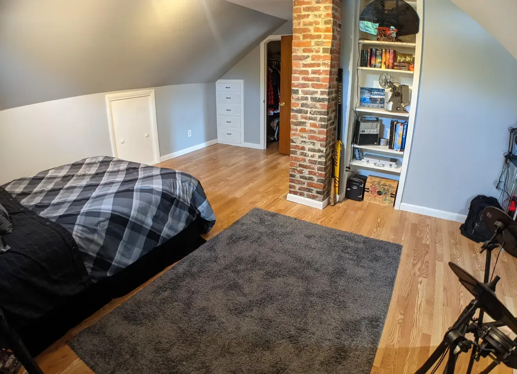 6 Cedarwood Street Orono ME 04473