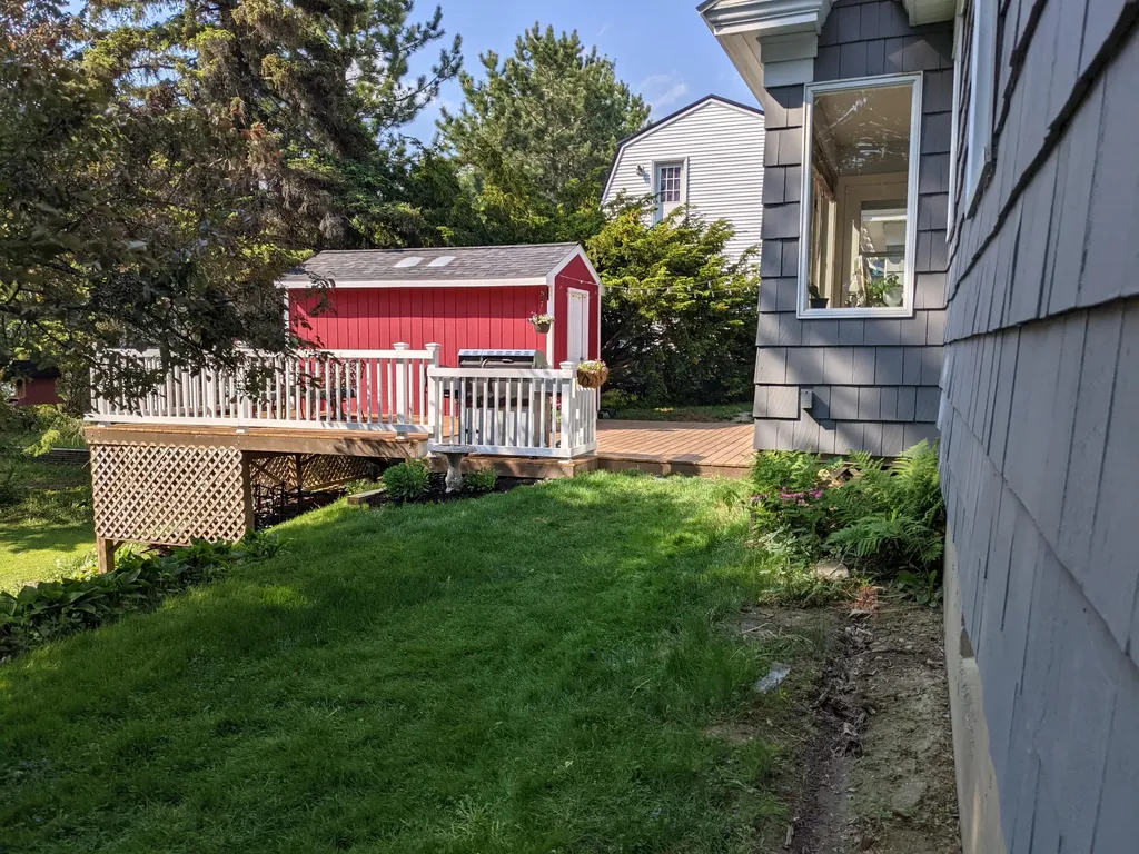 6 Cedarwood Street Orono ME 04473