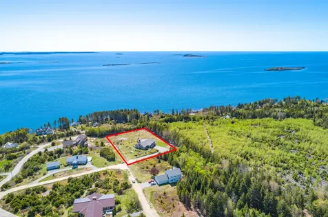 19 Winchelsea Way Harpswell ME 04079