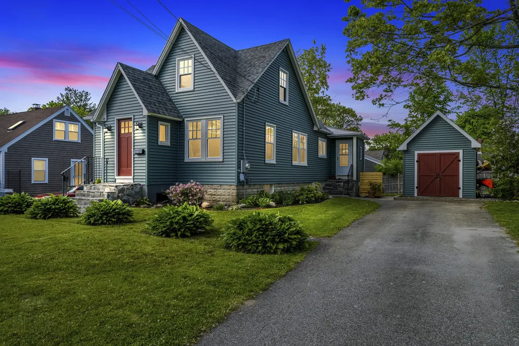 49 Murray Street Portland ME 04103