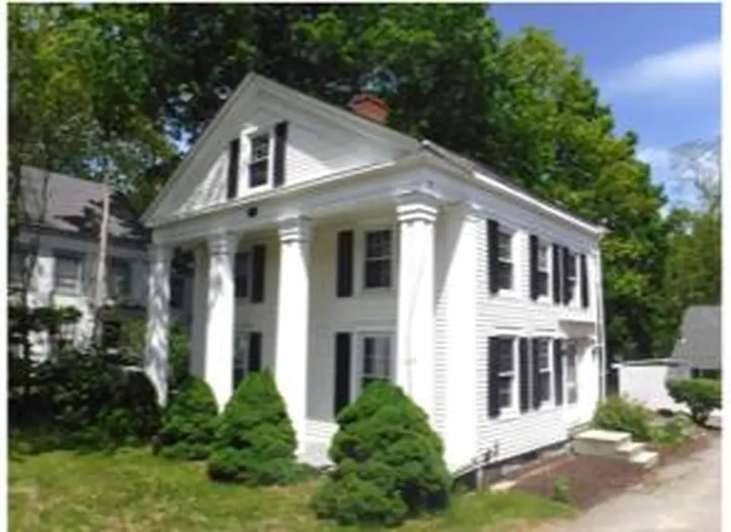 140 Pleasant Street Richmond ME 04357