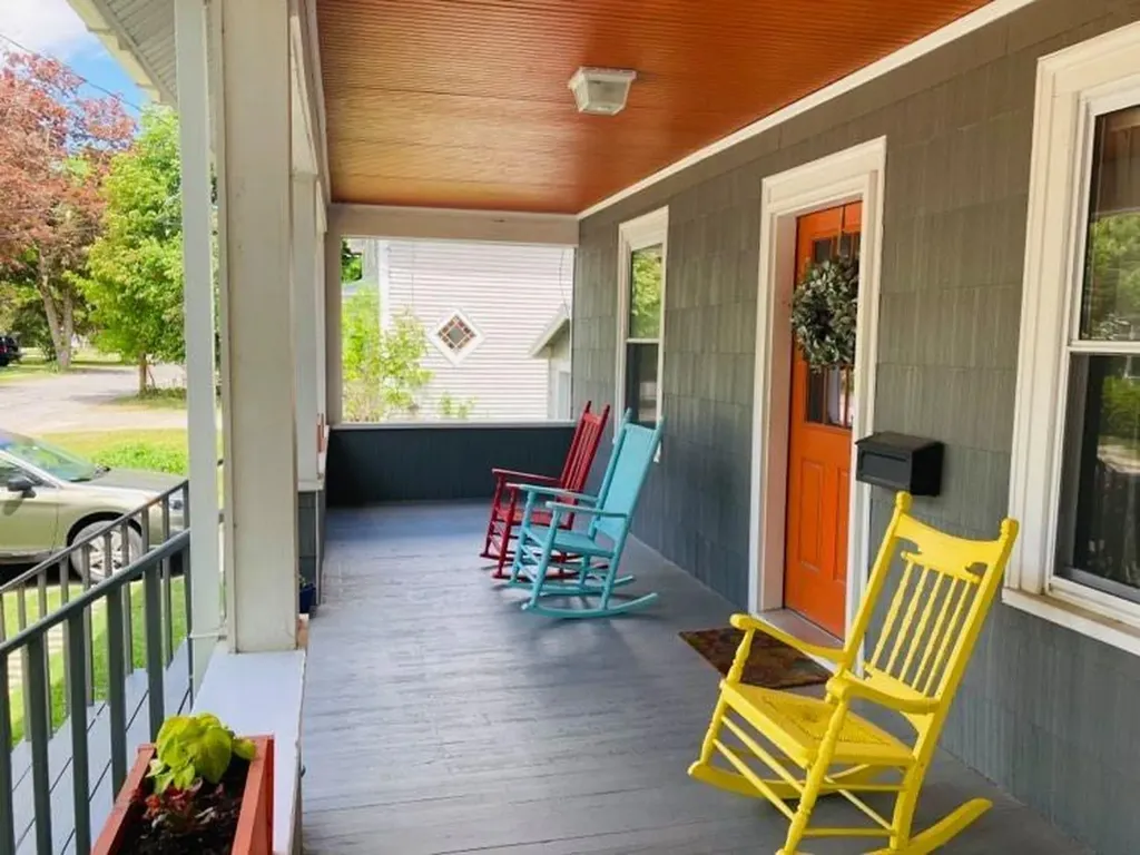 143 Greenwood Avenue Farmington ME 04938