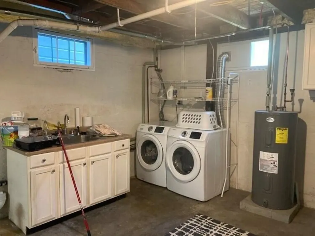 143 Greenwood Avenue Farmington ME 04938
