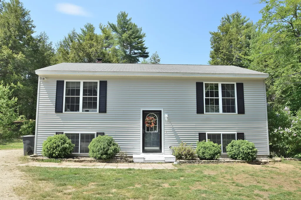 26 Granite Hill Drive Gray ME 04039
