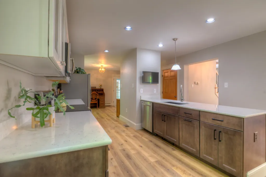 5 Cushman Woods Drive Norway ME 04268