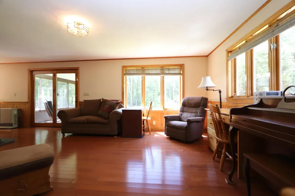 18 Pine Meadow Court North Berwick ME 03906