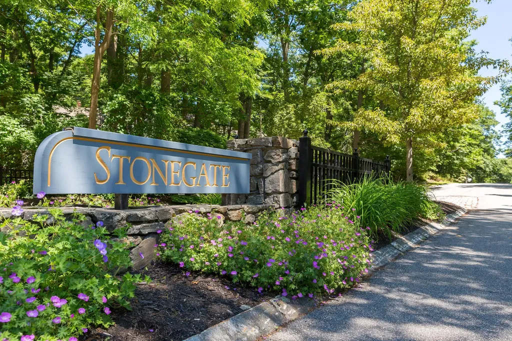 7 Granite Ridge Road Cape Elizabeth ME 04107