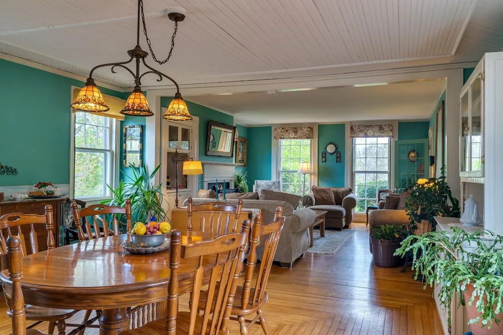 1719 Harpswell Neck Road Harpswell ME 04079