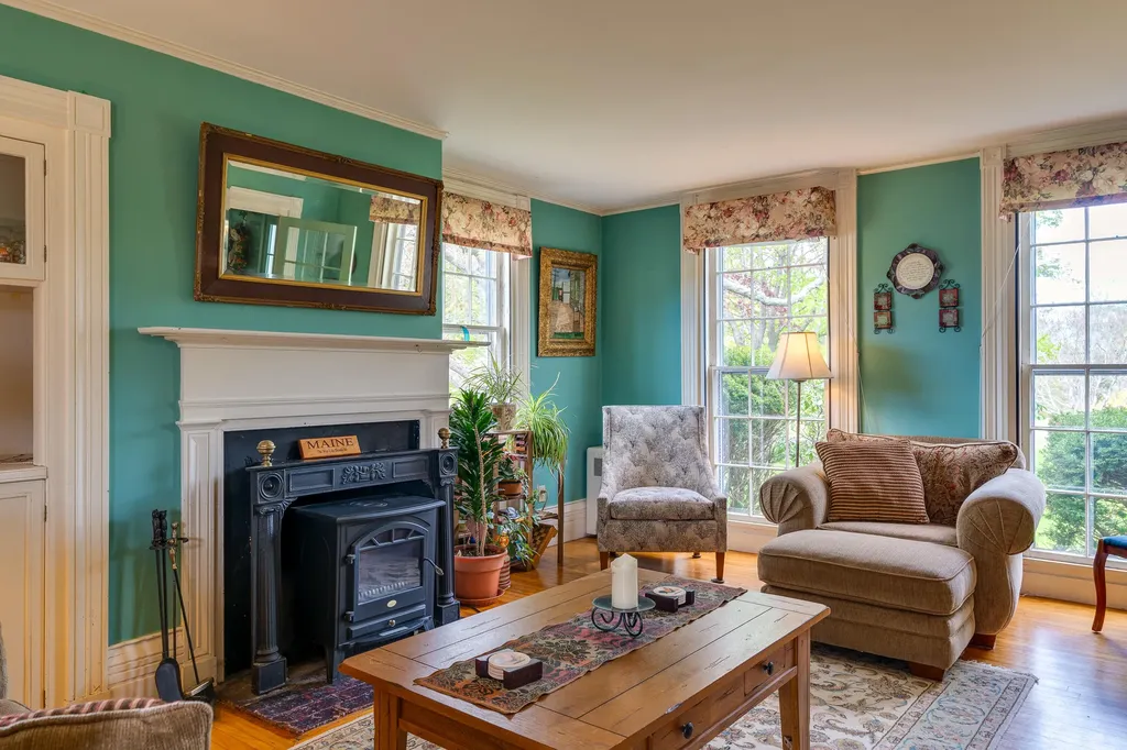 1719 Harpswell Neck Road Harpswell ME 04079
