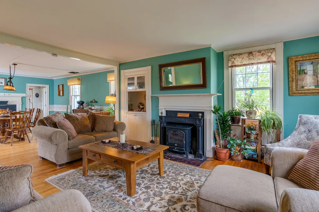1719 Harpswell Neck Road Harpswell ME 04079