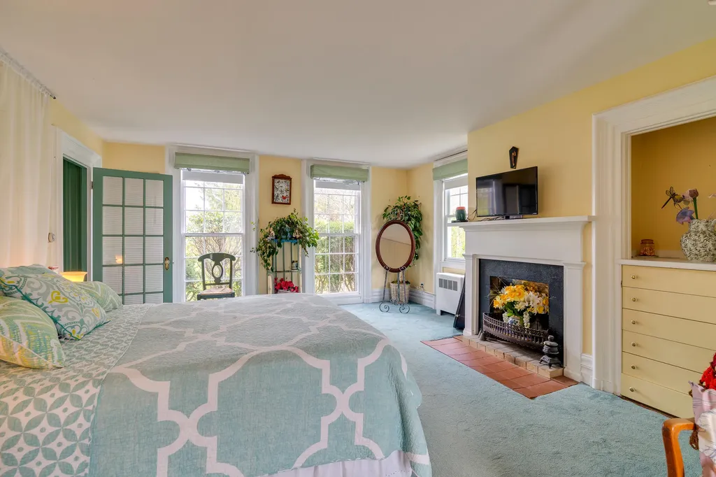 1719 Harpswell Neck Road Harpswell ME 04079