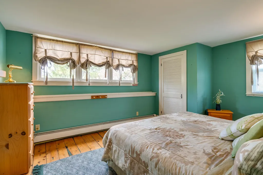 1719 Harpswell Neck Road Harpswell ME 04079