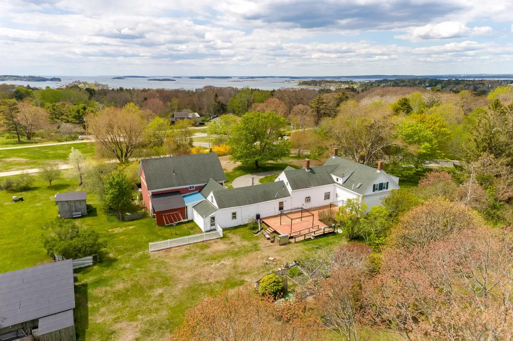 1719 Harpswell Neck Road Harpswell ME 04079