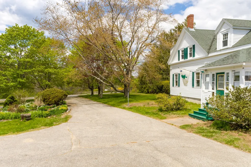 1719 Harpswell Neck Road Harpswell ME 04079