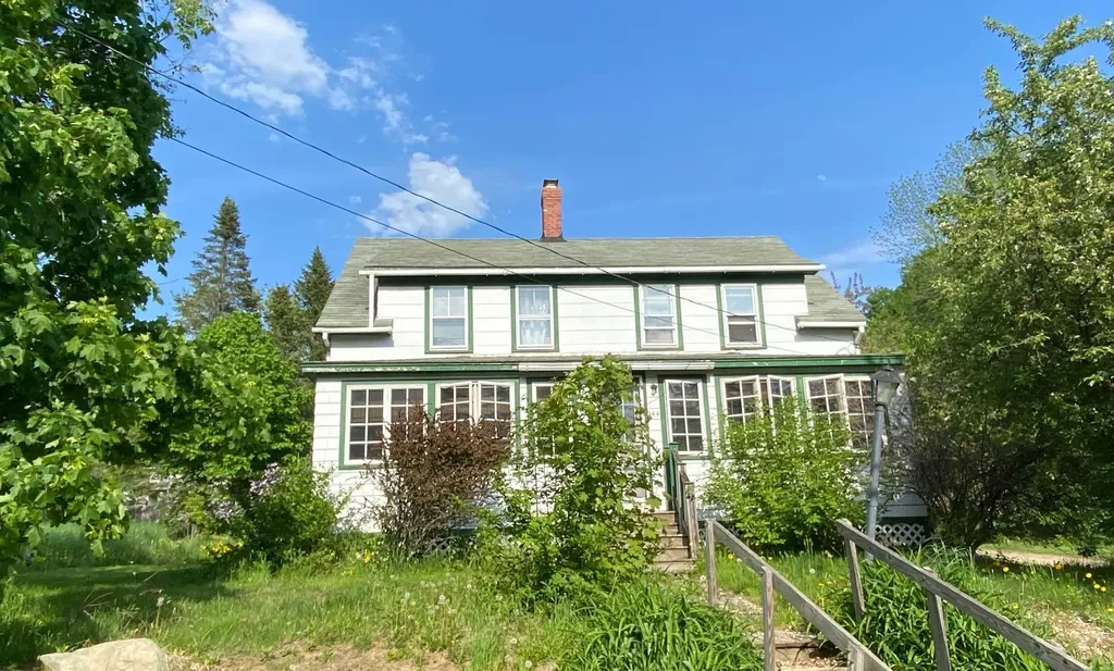 144 Free Street Dexter ME 04930