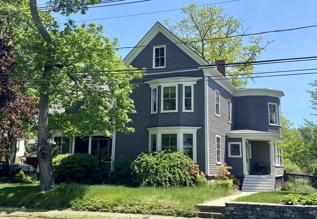 35 Highland Street Portland ME 04103