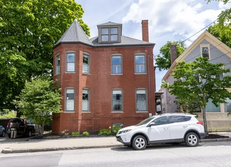 261 Vaughan Street Portland ME 04102