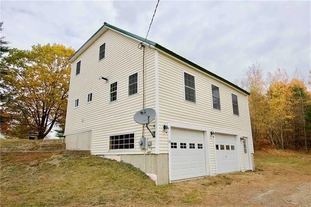 150 Pond Road Hampden ME 04444