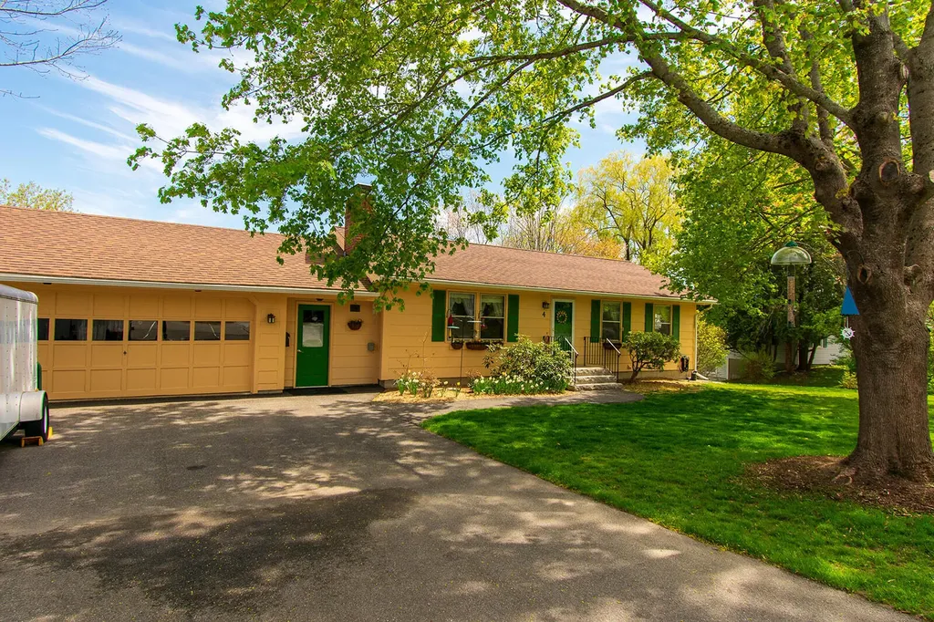 4 Olympic Avenue Rockland ME 04841