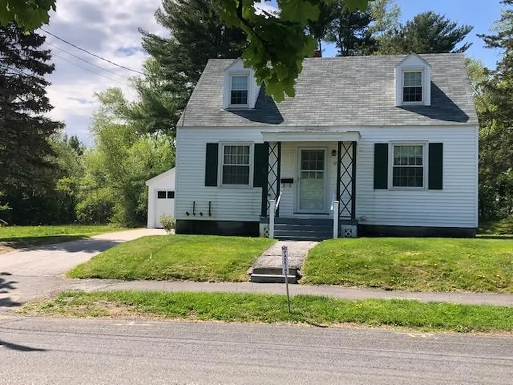 109 Crestmont Road Bangor ME 04401