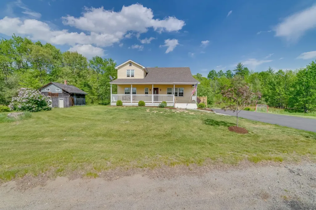 1809 Main Road Greenbush ME 04418