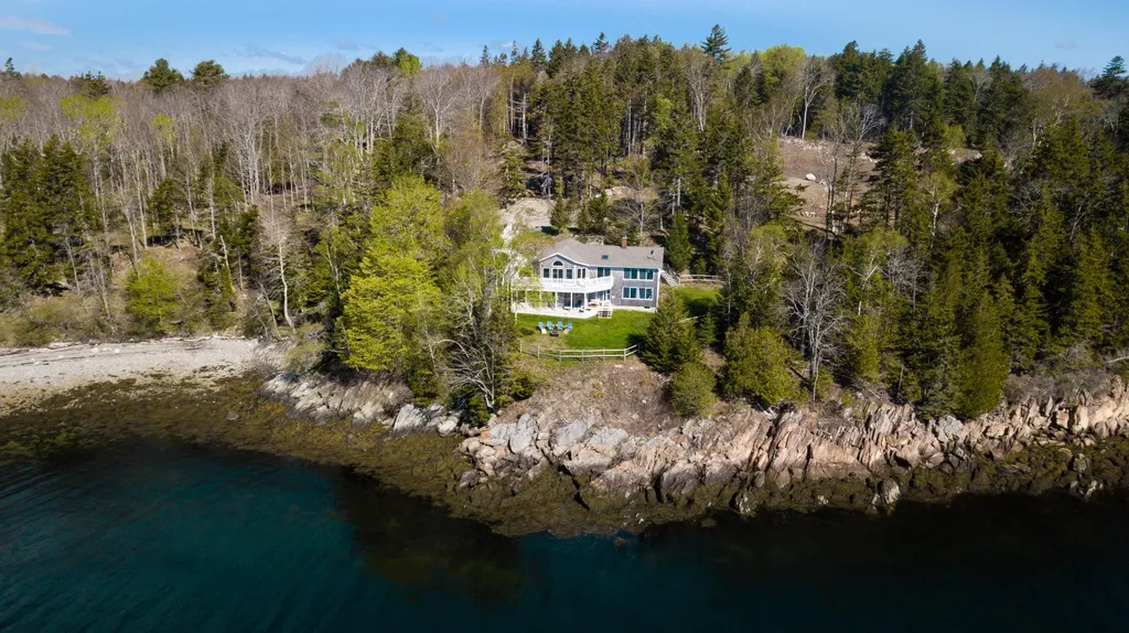 118 E Shore Drive Islesboro ME 04848