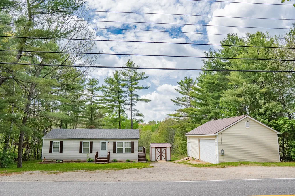 356 Birch Point Road Wiscasset ME 04578