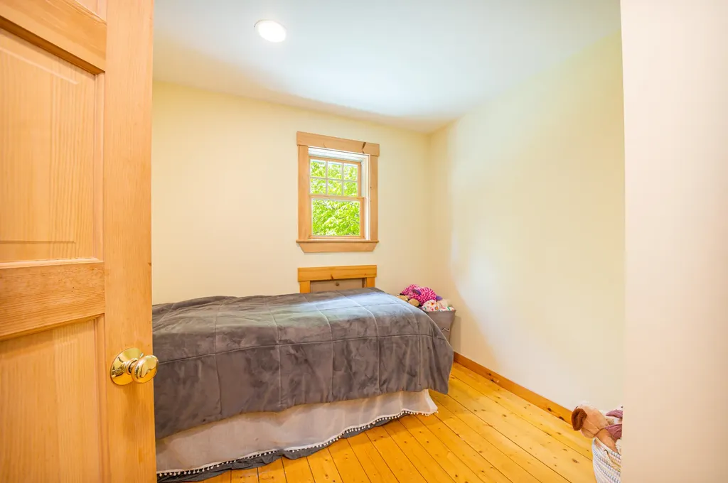 238 Tall Timbers Road Wayne ME 04284