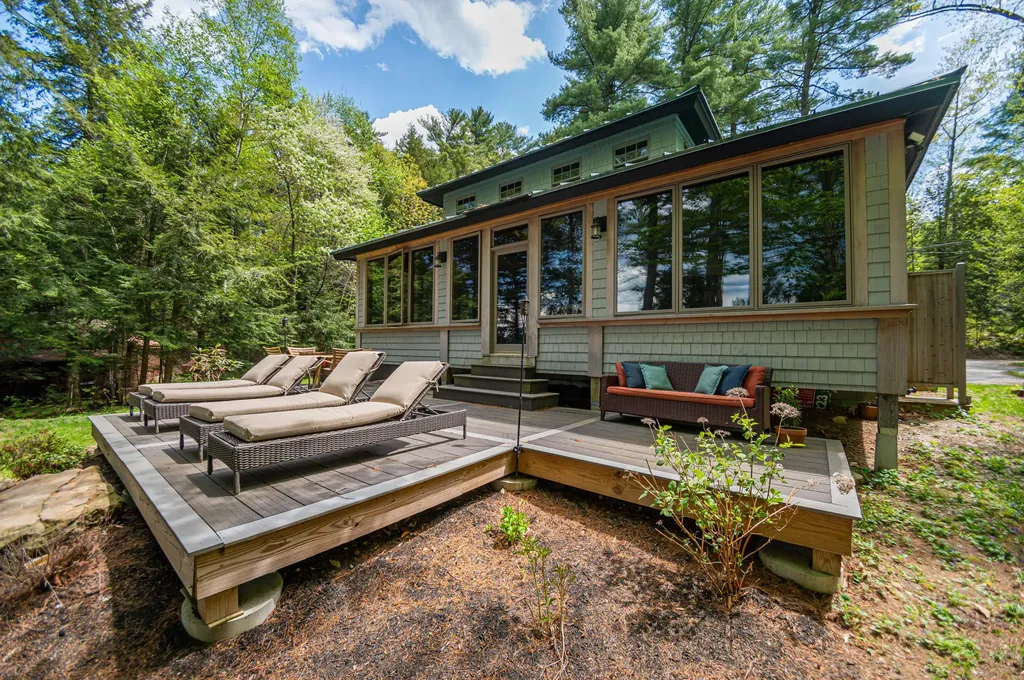 238 Tall Timbers Road Wayne ME 04284