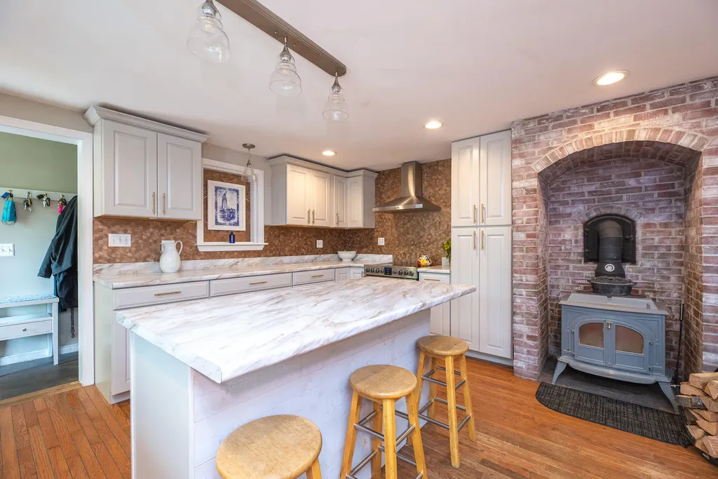 33 34th Street Acton ME 04001