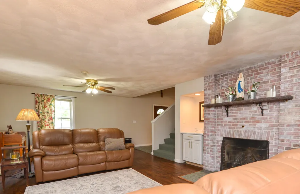 33 34th Street Acton ME 04001