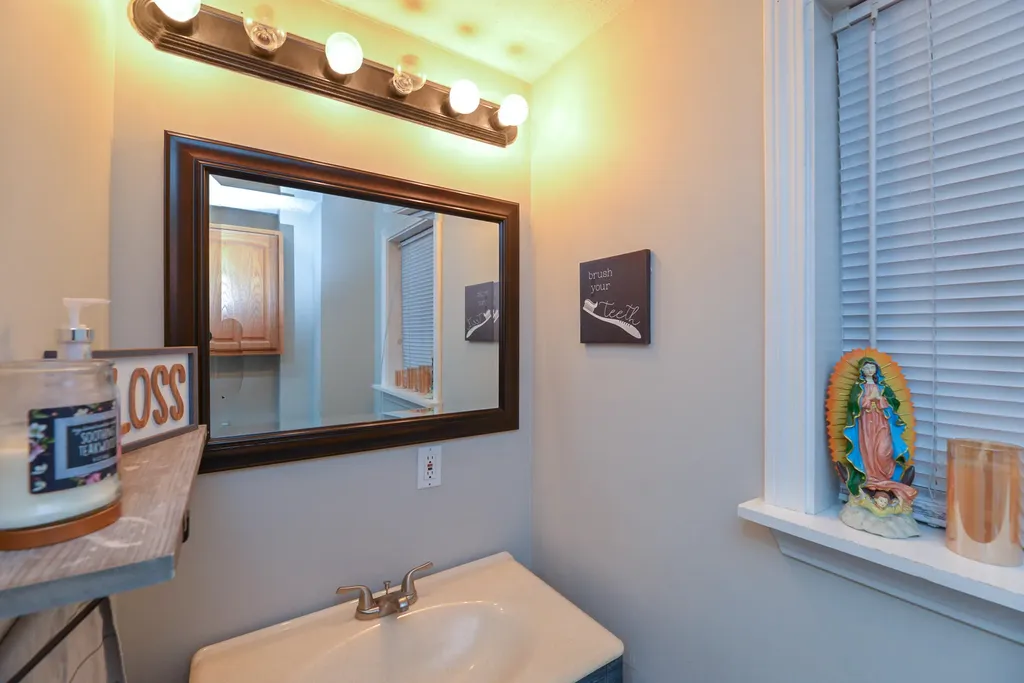 33 34th Street Acton ME 04001