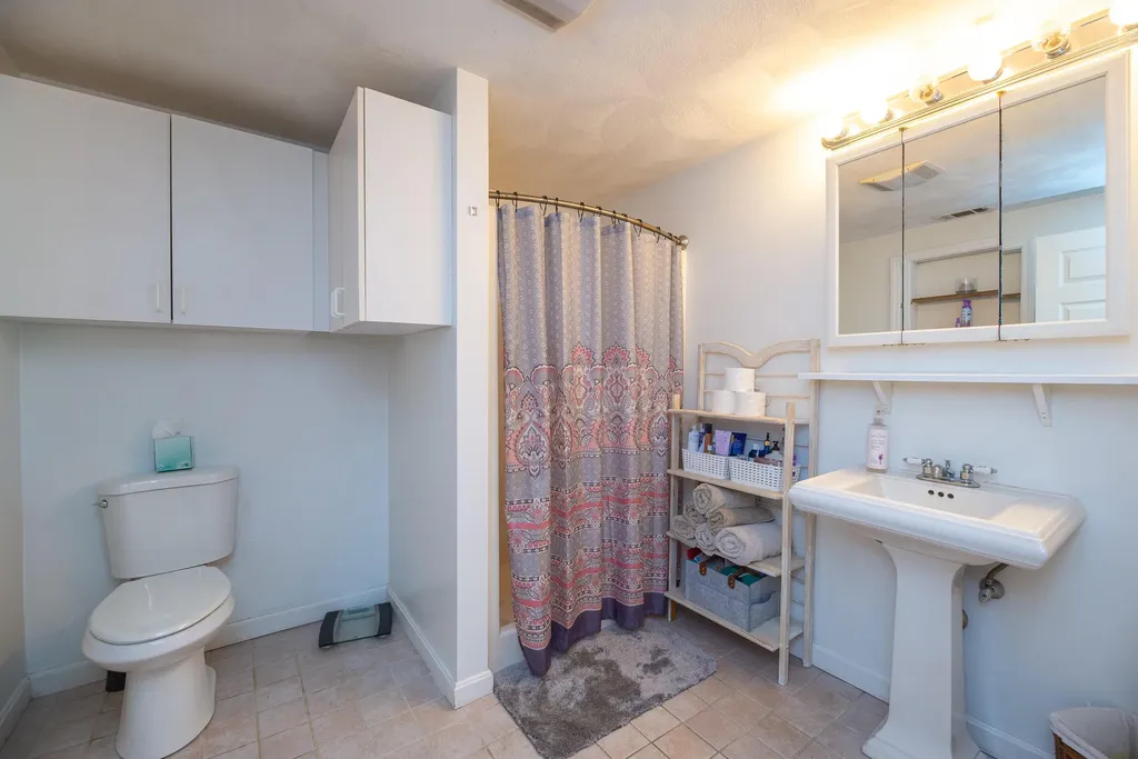 33 34th Street Acton ME 04001