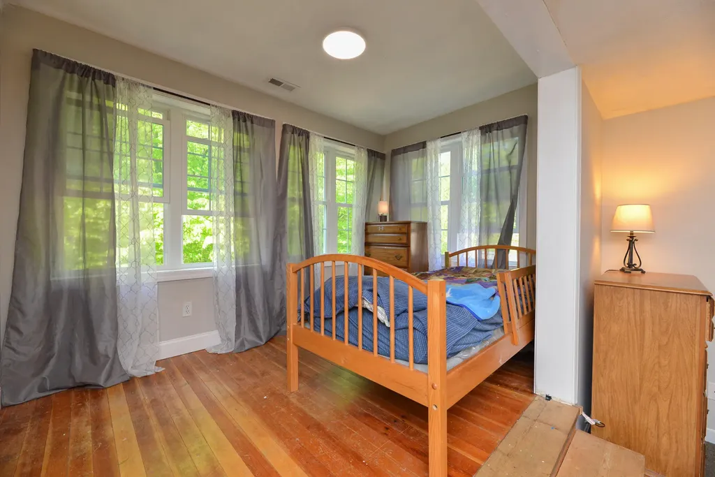 33 34th Street Acton ME 04001