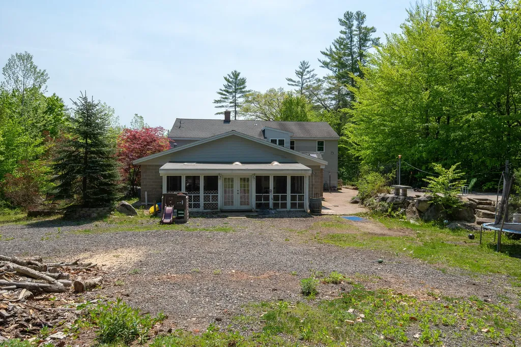 33 34th Street Acton ME 04001