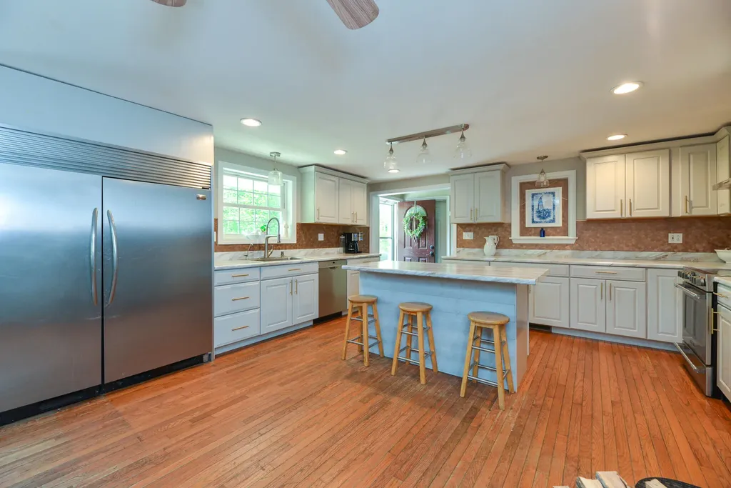 33 34th Street Acton ME 04001