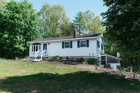 31 Smith Street West Paris ME 04289