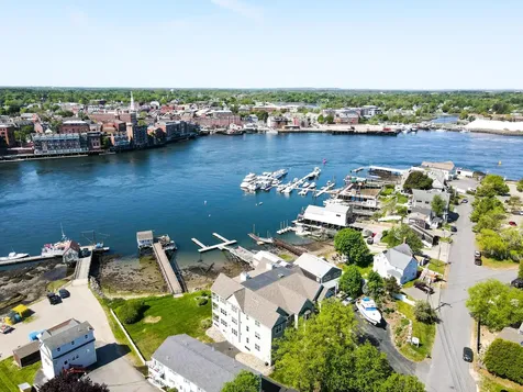 9 Badgers Island W Kittery ME 03904