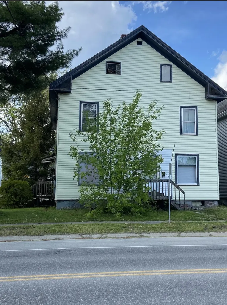 531 Hammond Street Bangor ME 04401