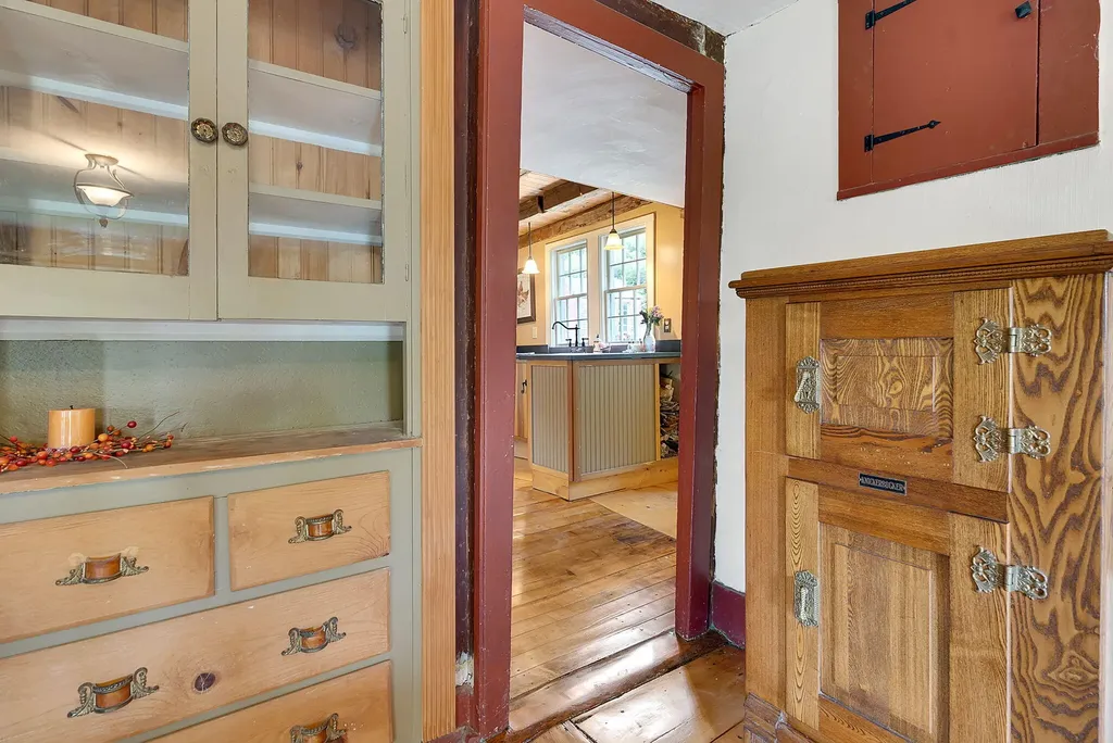 480 River Road Standish ME 04084