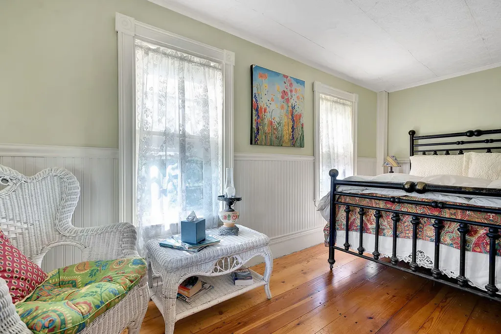 480 River Road Standish ME 04084