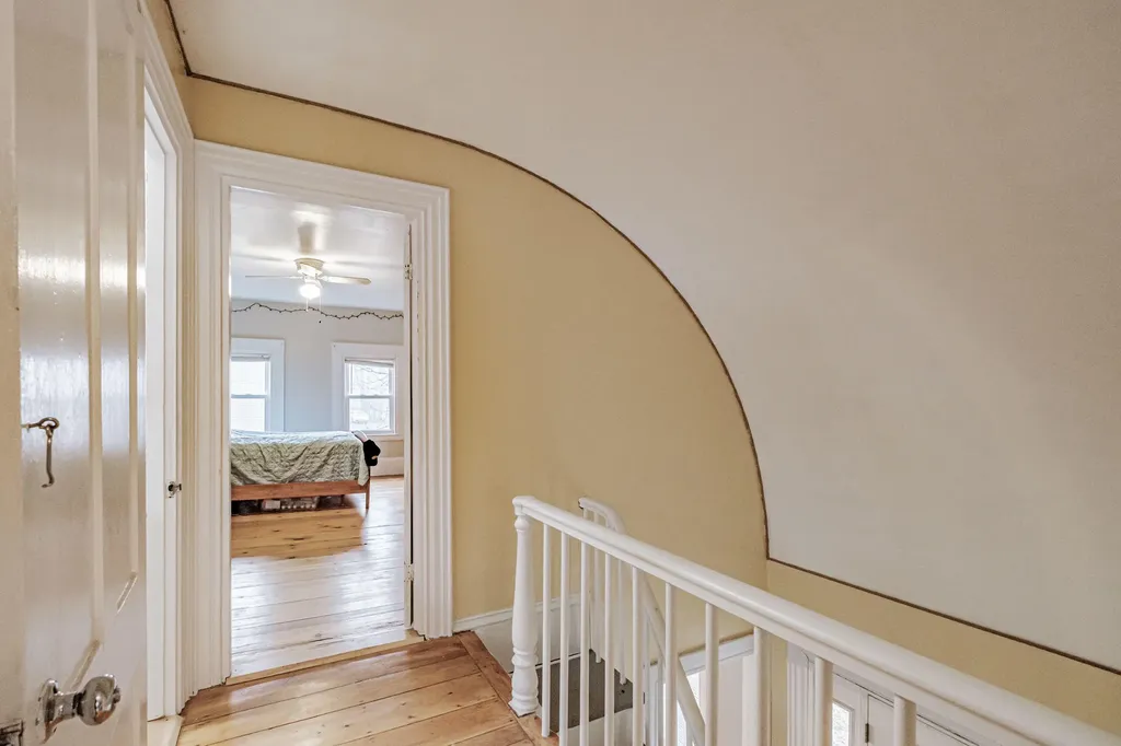 1083 Bridgton Road Westbrook ME 04092
