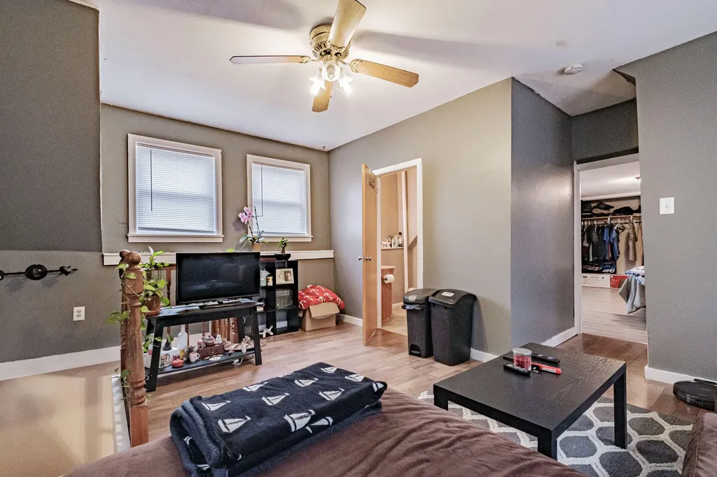 1083 Bridgton Road Westbrook ME 04092