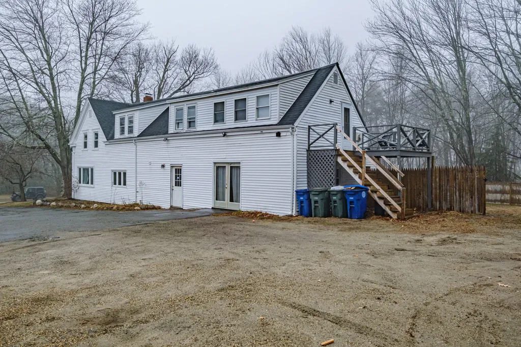 1083 Bridgton Road Westbrook ME 04092