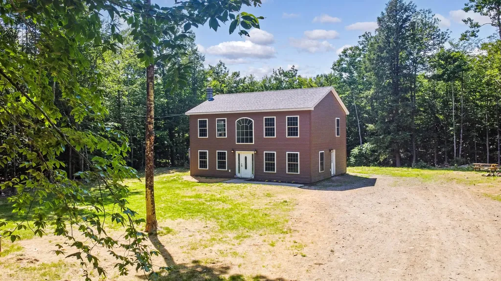 31 Moose Ridge Road Vassalboro ME 04989