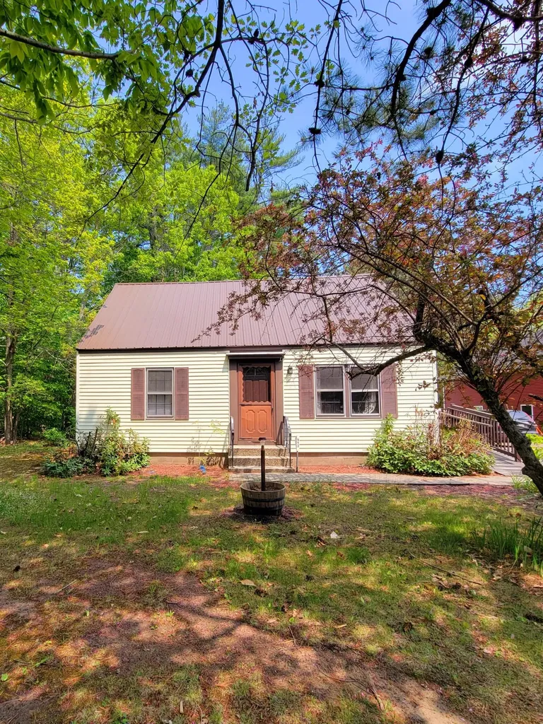 913 Roosevelt Trail Windham ME 04062