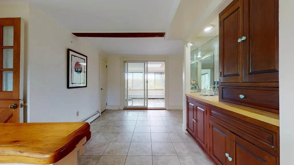 687 River Road Orrington ME 04474