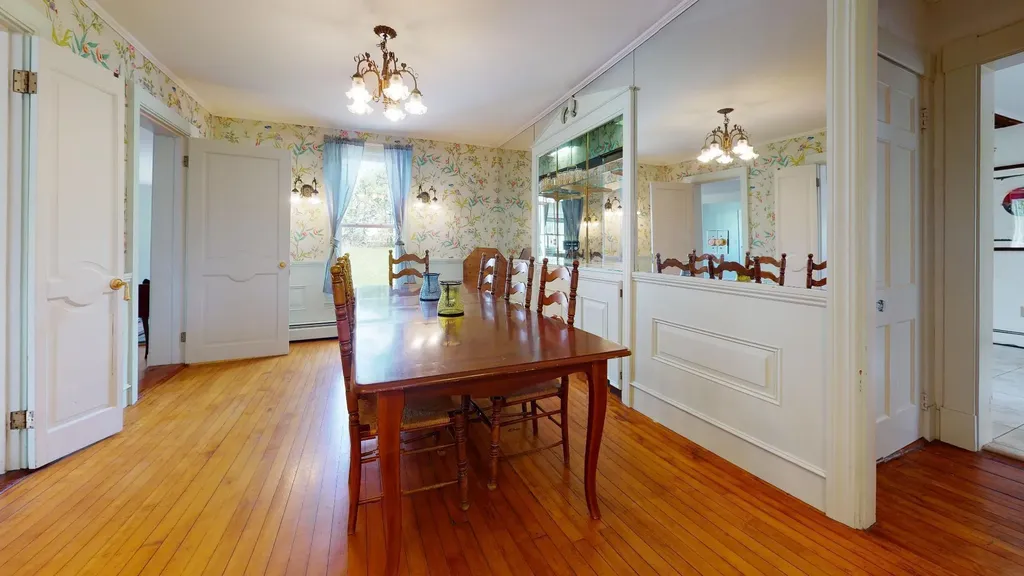 687 River Road Orrington ME 04474
