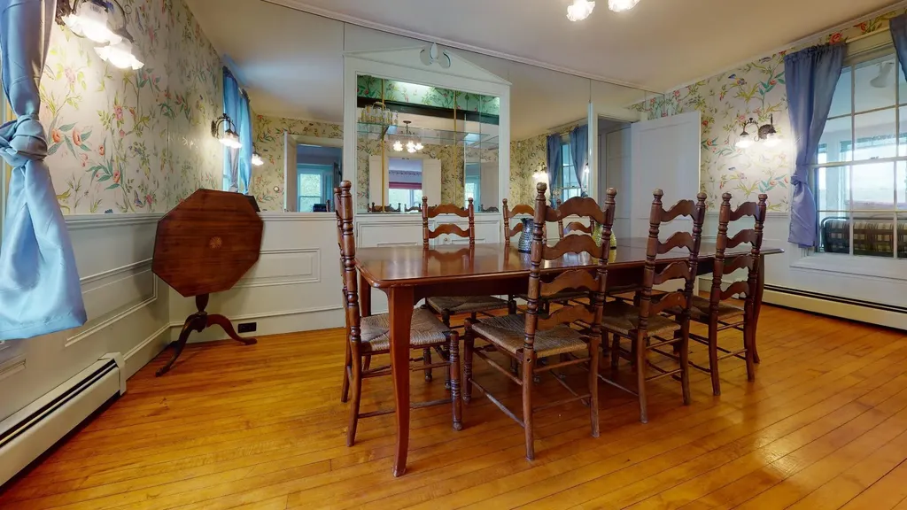 687 River Road Orrington ME 04474